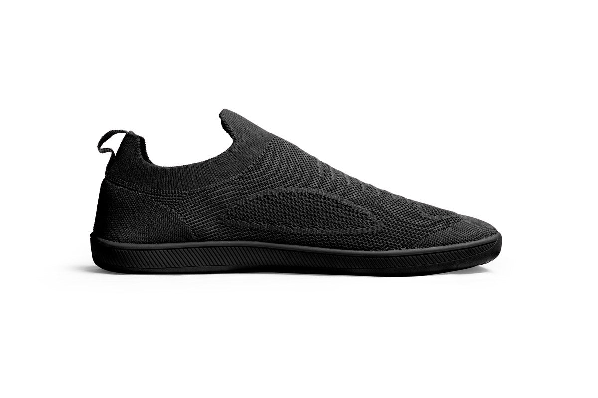 Black Breathable Bare Unisex and fits so comfortably and helps relieve pain