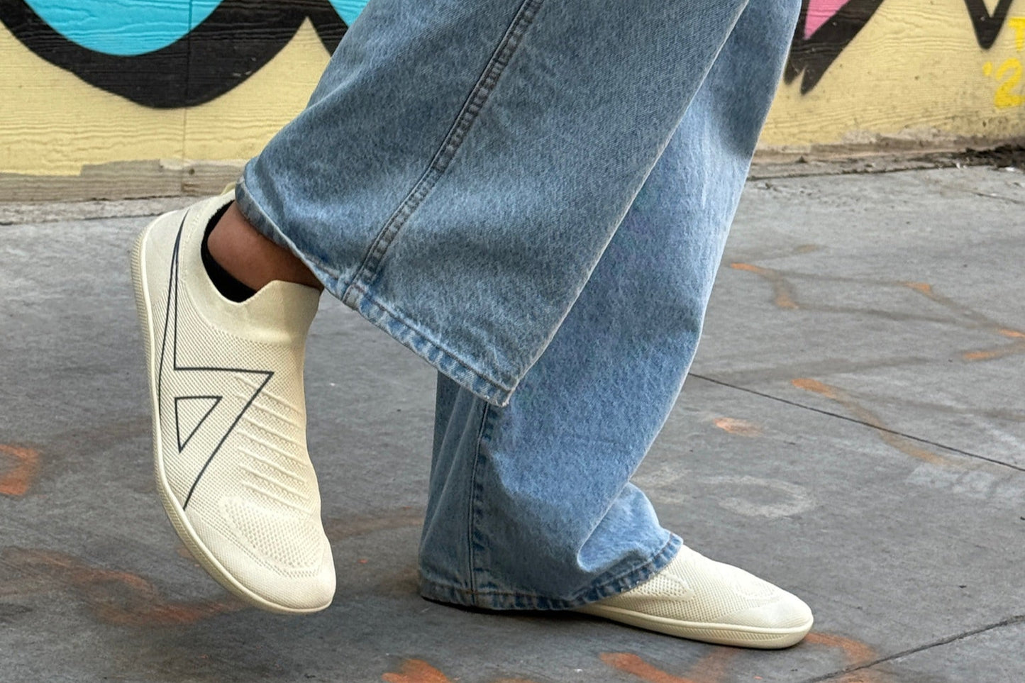 Aion Clouds Barefoot Shoes (Cream)